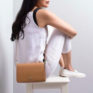 Tory Burch Emerson Combo Crossbody in Brown Saffiano Leather